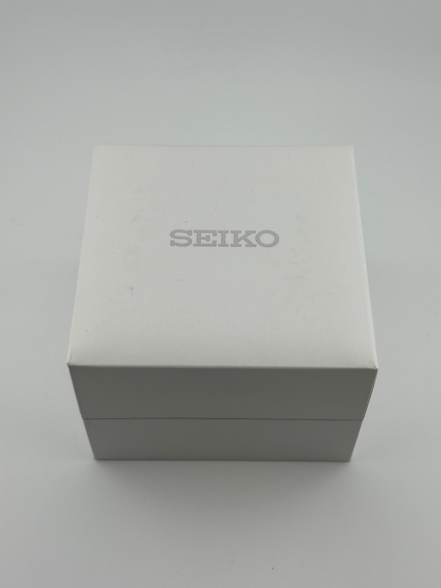Seiko 5 Sports 'Sea Urchin' Pepsi - Navy Dial