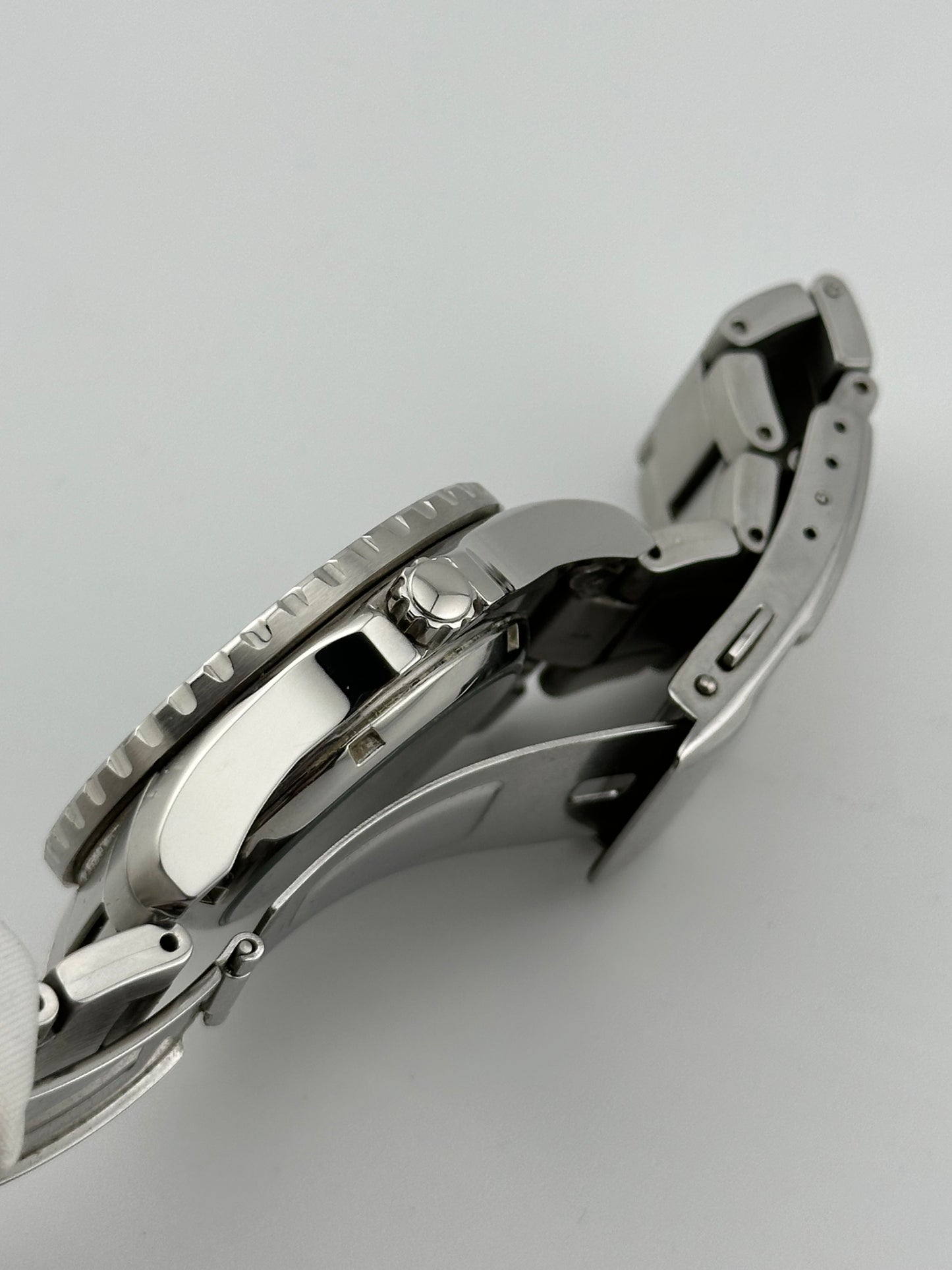 Seiko 5 Sports 'Sea Urchin' Pepsi - Navy Dial